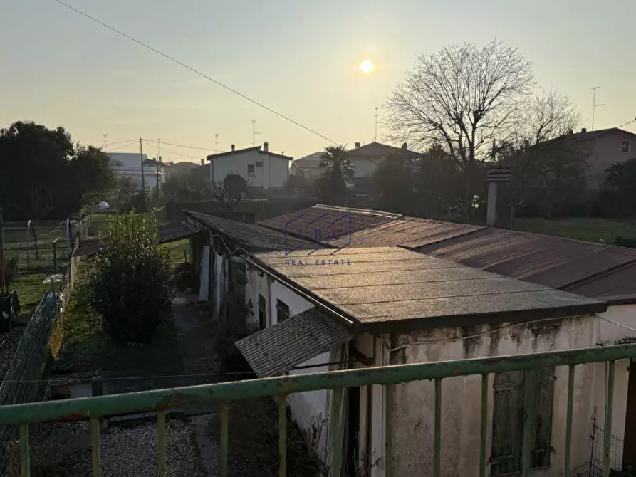 Immagine 25 di Villetta a schiera in vendita  in Via Gorgazzo a Oderzo