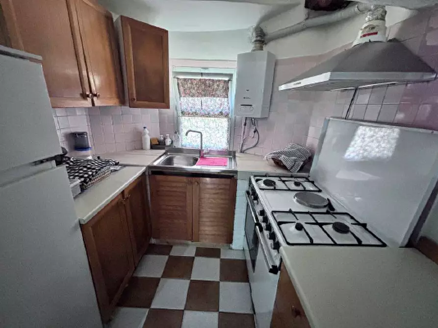 Immagine 5 di Appartamento in vendita  in Via Maestra, 41 a Revine Lago