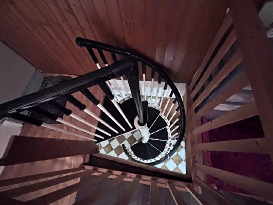 Immagine 6 di Appartamento in vendita  in Via Maestra, 41 a Revine Lago