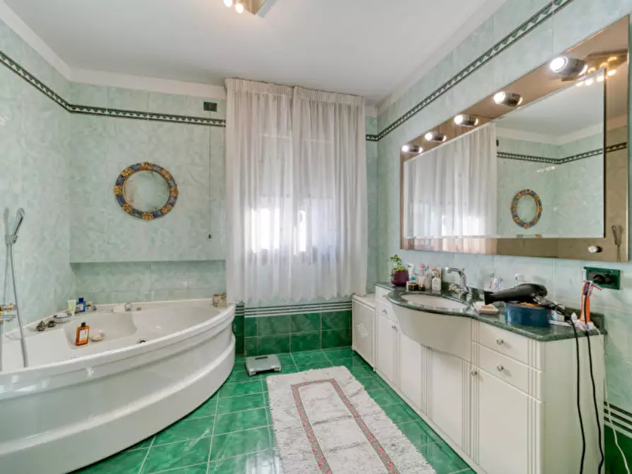 Immagine 20 di Villa in vendita  in Via Sebastiano Giacomelli a Padova