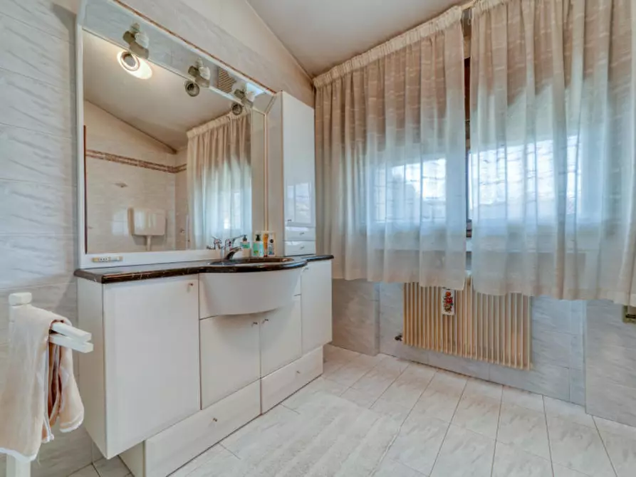 Immagine 32 di Villa in vendita  in Via Sebastiano Giacomelli a Padova