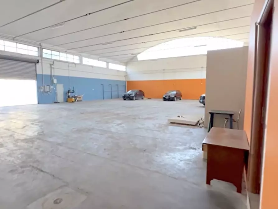 Immagine 3 di Capannone industriale in affitto  in via del salice a Santarcangelo Di Romagna