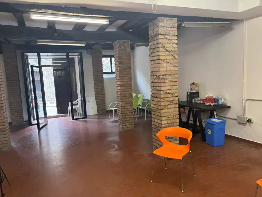 Immagine 1 di Ufficio in affitto  a Vittorio Veneto