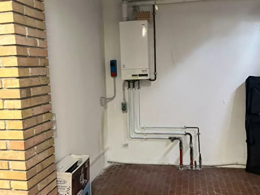 Immagine 5 di Ufficio in affitto  a Vittorio Veneto