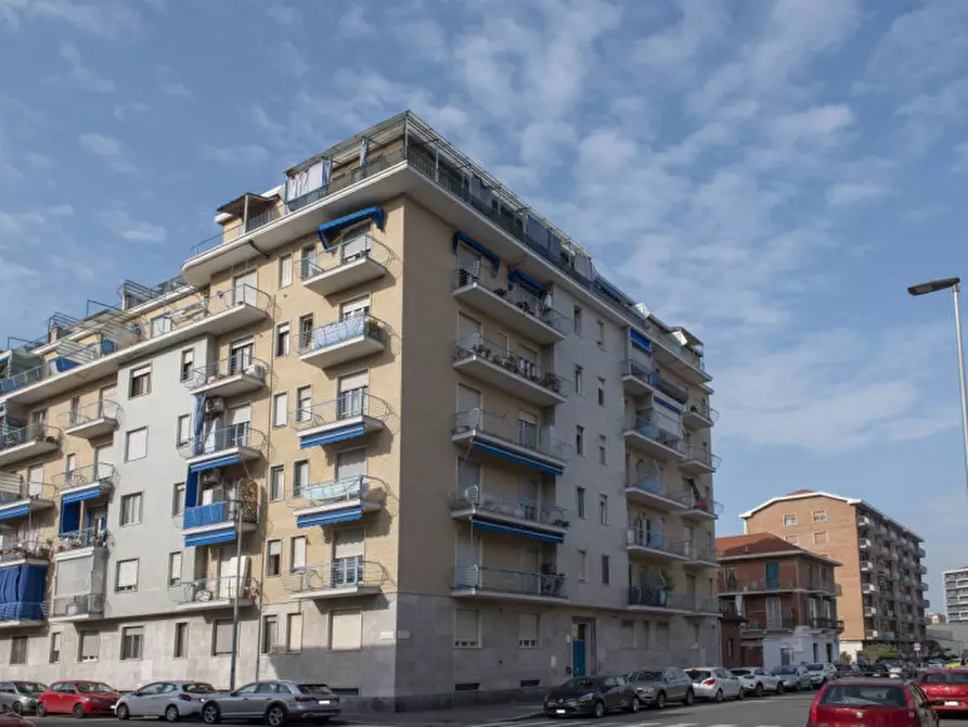 Immagine 1 di Appartamento in vendita  in Via Forlì, 151 a Torino