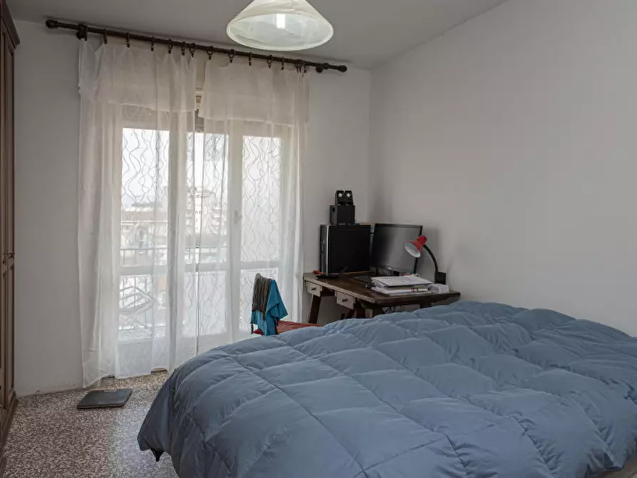 Immagine 12 di Appartamento in vendita  in Via Forlì, 151 a Torino