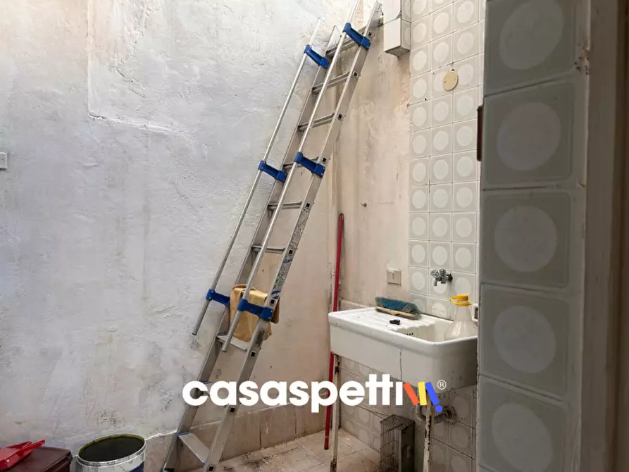 Immagine 15 di Casa indipendente in vendita  in Via Carlo Poerio, 34 a Lizzano