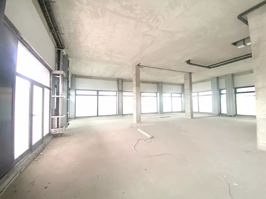 Immagine 2 di Ufficio in affitto  in Viale Giovanni Bovio a Cesena