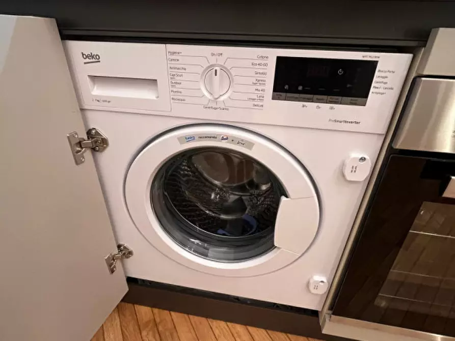 Immagine 7 di Appartamento in vendita  in Piazza Villapizzone 1 a Milano