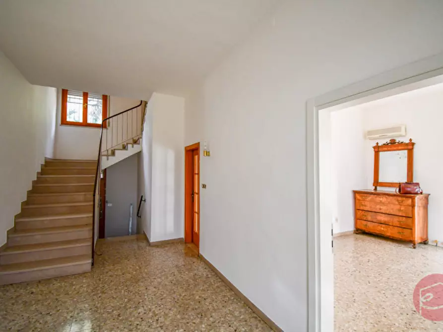 Immagine 15 di Villa in vendita  a Cesena