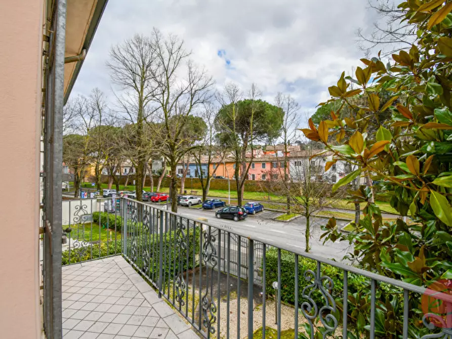 Immagine 20 di Villa in vendita  a Cesena