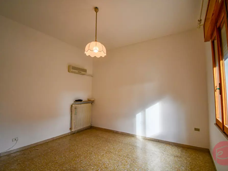 Immagine 23 di Villa in vendita  a Cesena