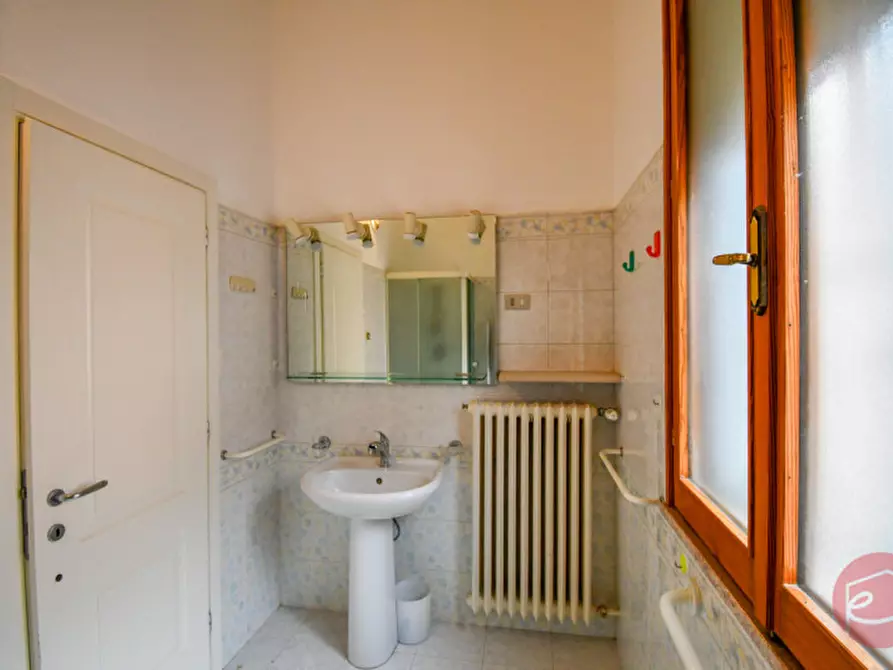 Immagine 28 di Villa in vendita  a Cesena