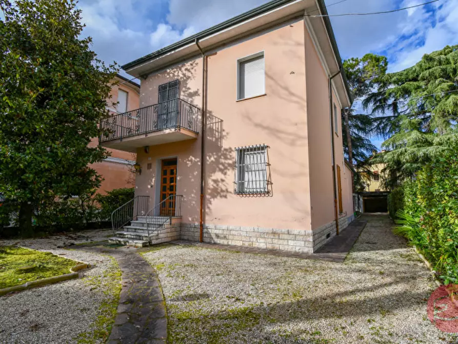 Immagine 33 di Villa in vendita  a Cesena