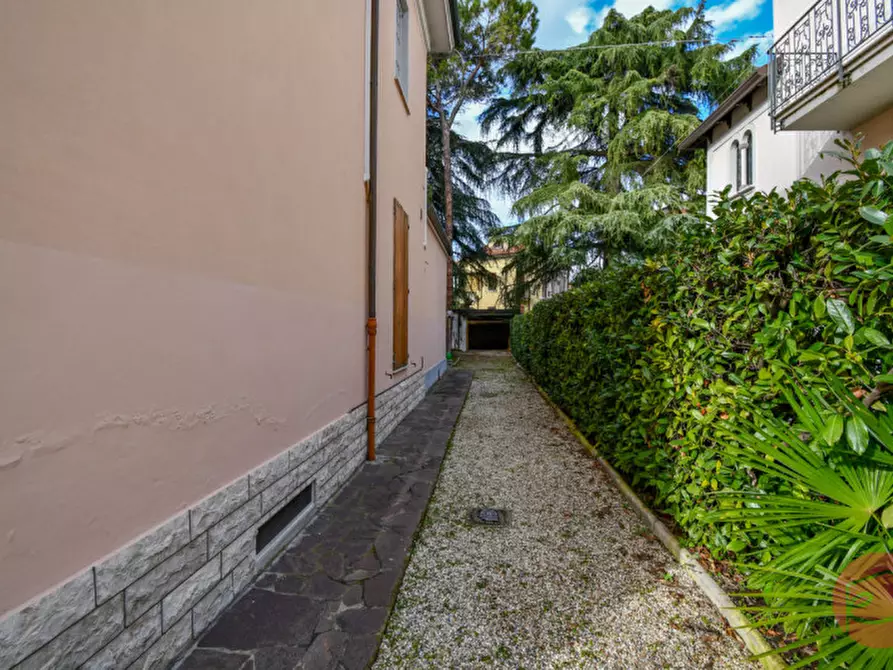 Immagine 34 di Villa in vendita  a Cesena