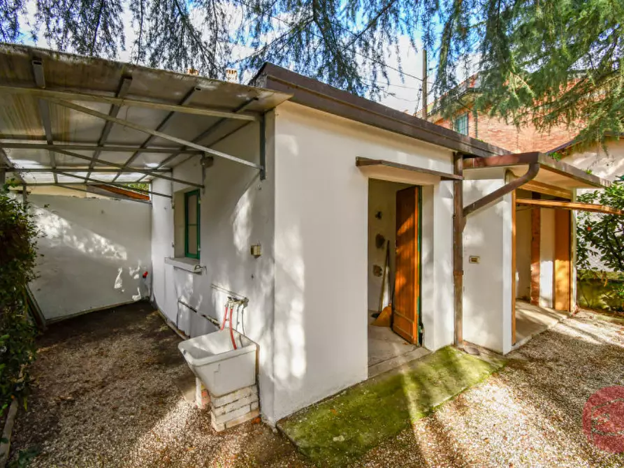 Immagine 38 di Villa in vendita  a Cesena