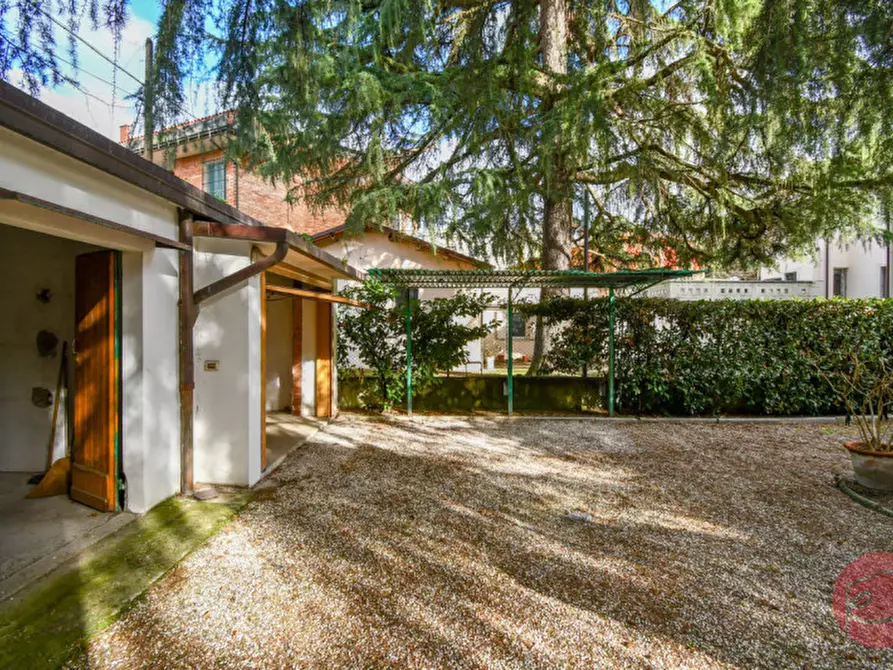 Immagine 39 di Villa in vendita  a Cesena