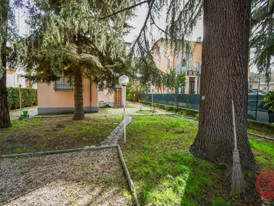 Immagine 43 di Villa in vendita  a Cesena