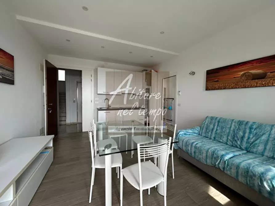 Immagine 3 di Appartamento in vendita  in Via Levantina TERZO ACCESSO AL MARE a Jesolo