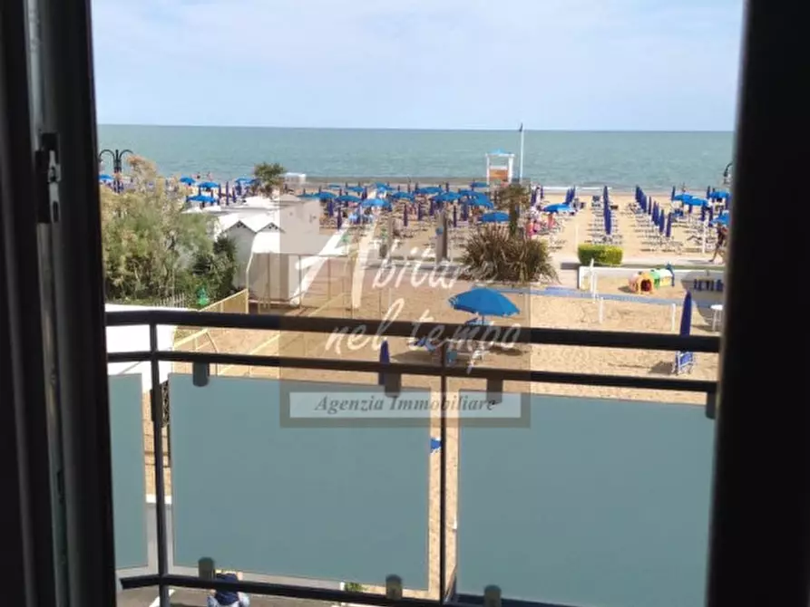 Immagine 5 di Appartamento in vendita  in Via Levantina TERZO ACCESSO AL MARE a Jesolo