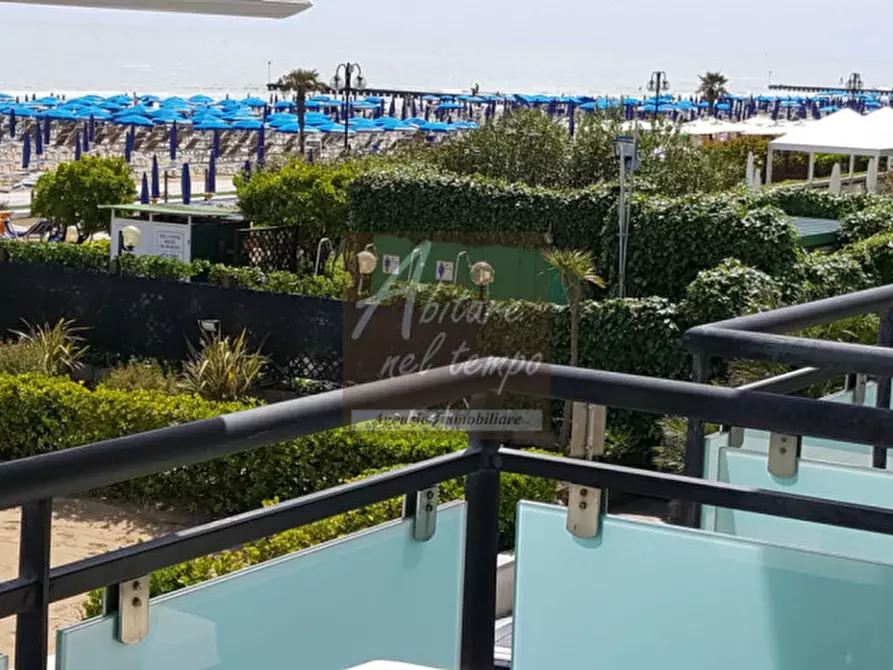 Immagine 7 di Appartamento in vendita  in Via Levantina TERZO ACCESSO AL MARE a Jesolo