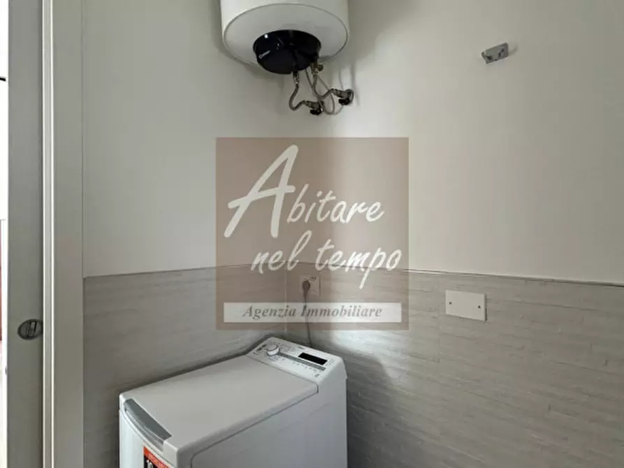 Immagine 15 di Appartamento in vendita  in Via Levantina TERZO ACCESSO AL MARE a Jesolo