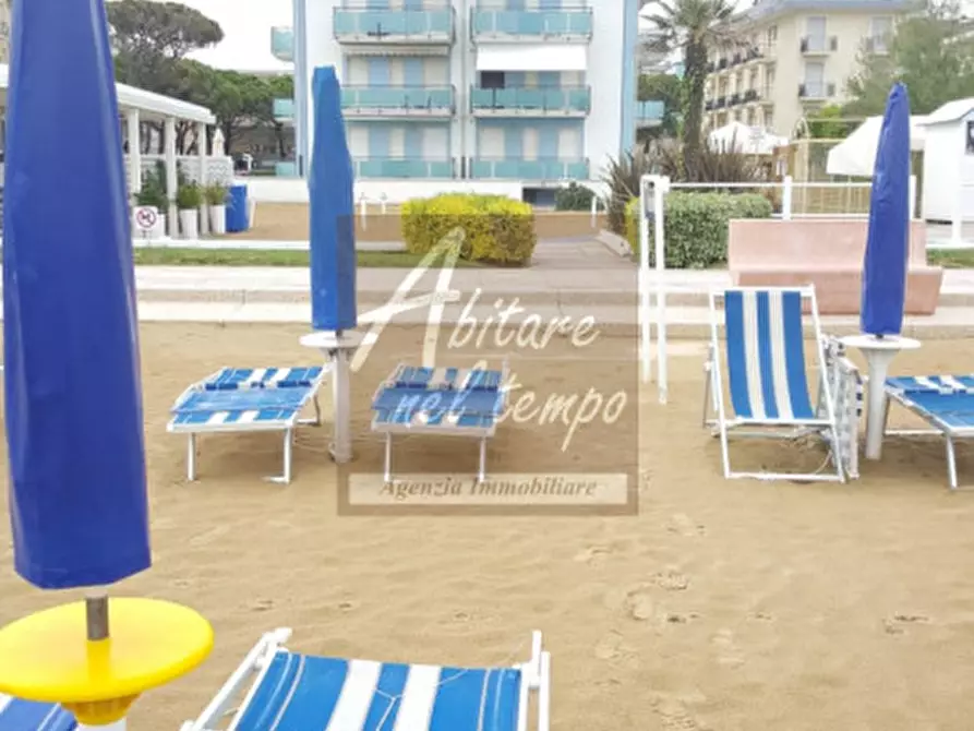 Immagine 16 di Appartamento in vendita  in Via Levantina TERZO ACCESSO AL MARE a Jesolo