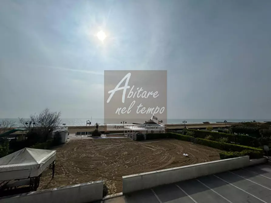 Immagine 16 di Appartamento in vendita  in Via Levantina TERZO ACCESSO AL MARE a Jesolo