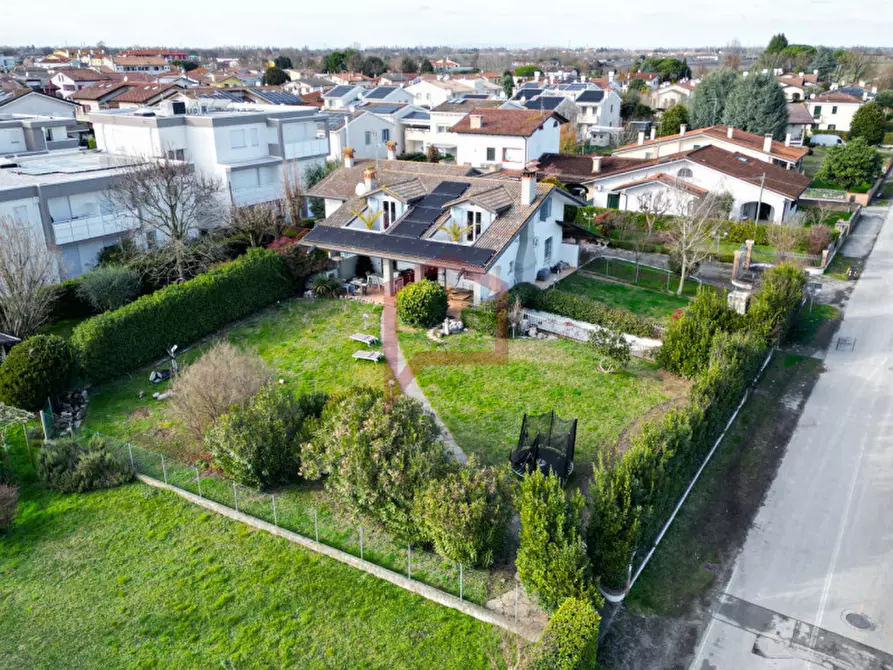 Immagine 33 di Casa bifamiliare in vendita  in Colmello a Marcon