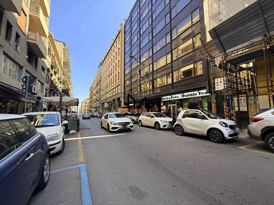 Immagine 52 di Ufficio in affitto  in Via Mariano Stabile 160 a Palermo