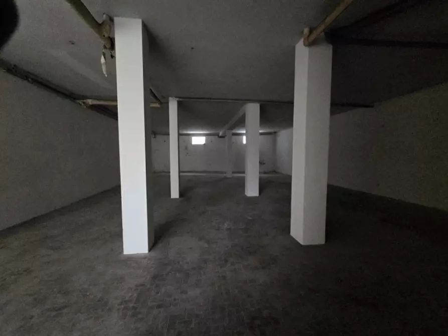 Immagine 14 di Magazzino in vendita  in Via Baccio da Montelupo 151 a Firenze