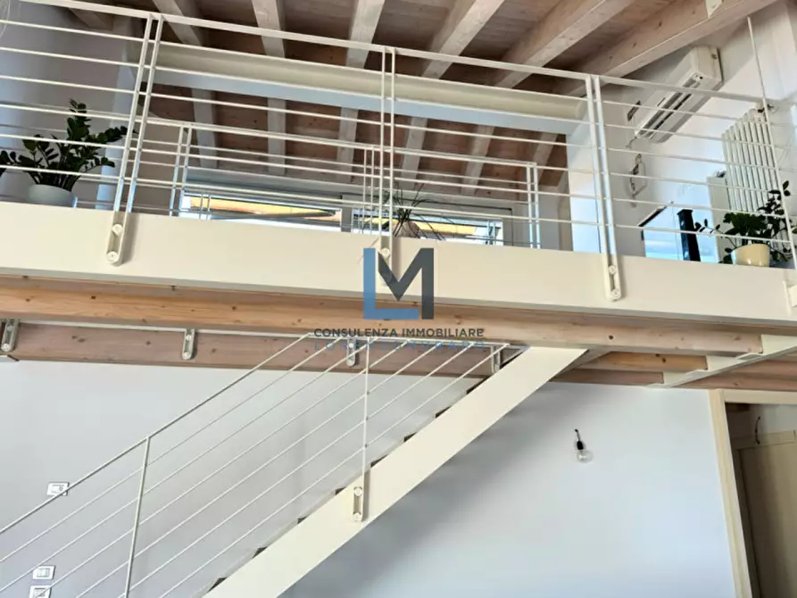 Immagine 5 di Appartamento in vendita  a Montebelluna