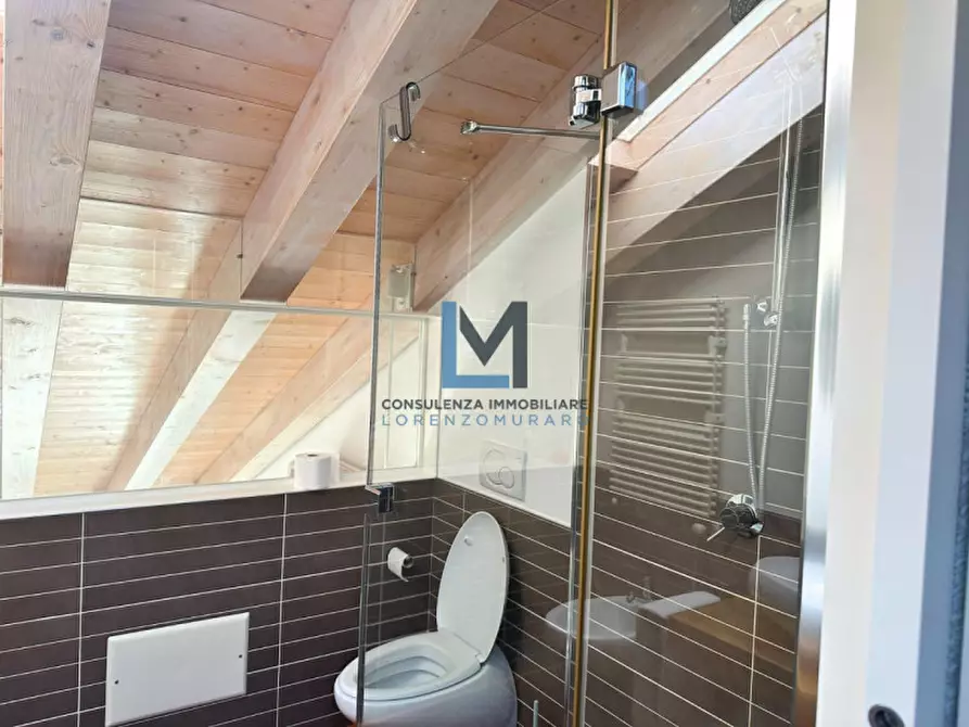 Immagine 9 di Appartamento in vendita  a Montebelluna