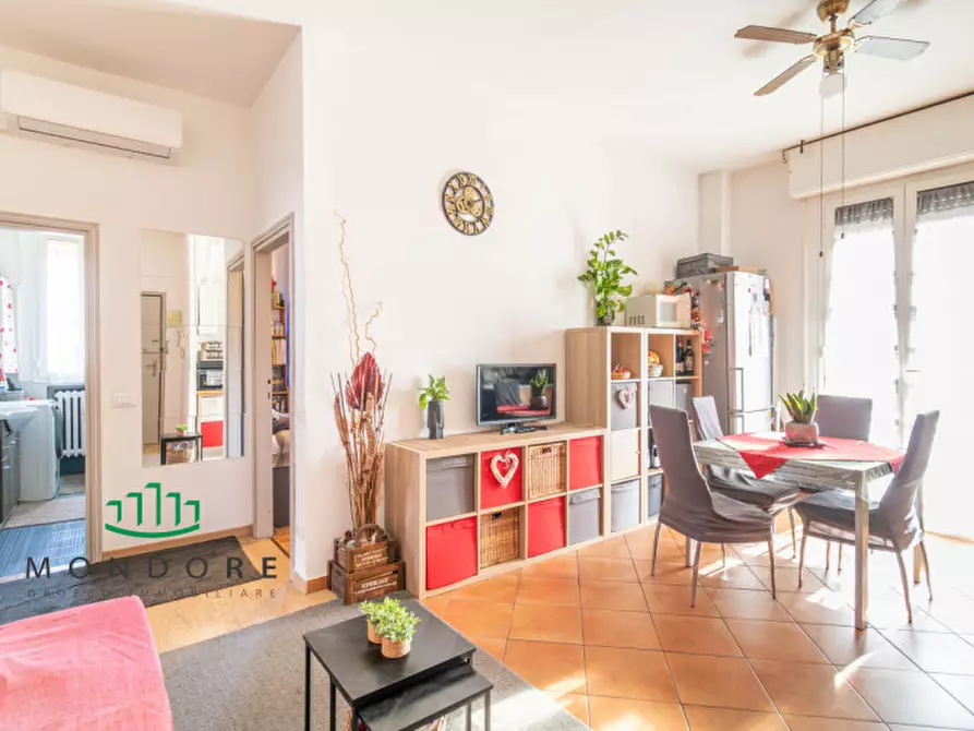 Immagine 9 di Appartamento in vendita  in via degli ortolani a Bologna