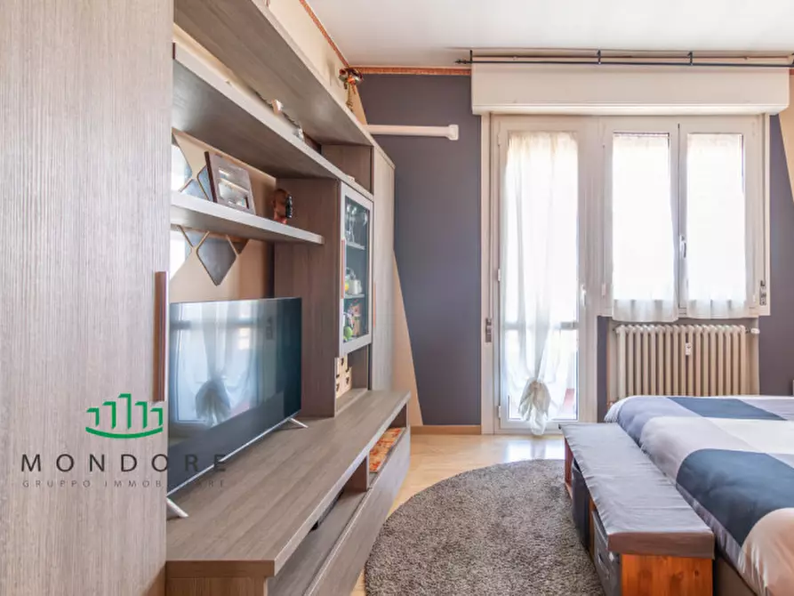 Immagine 13 di Appartamento in vendita  in via degli ortolani a Bologna