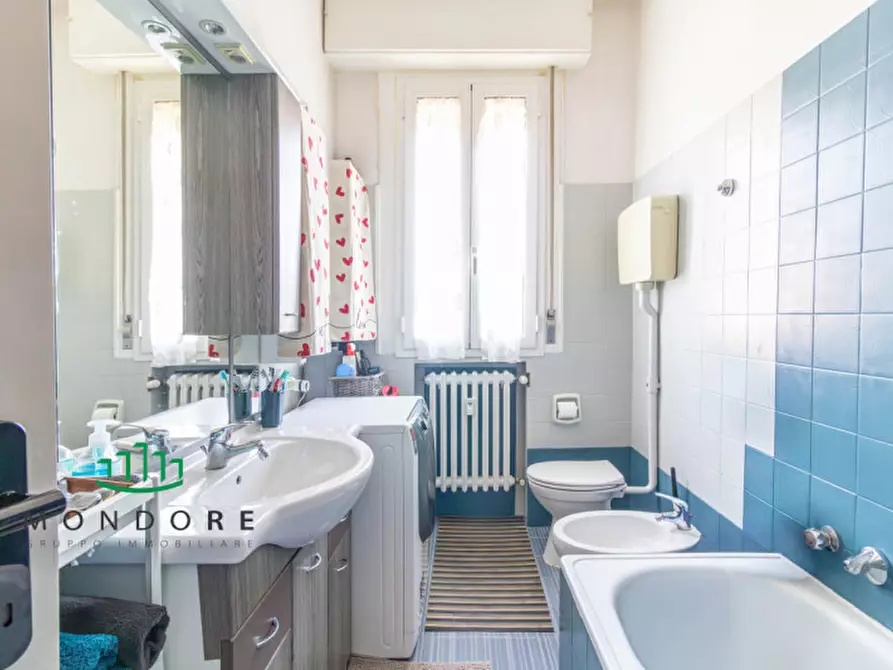 Immagine 18 di Appartamento in vendita  in via degli ortolani a Bologna