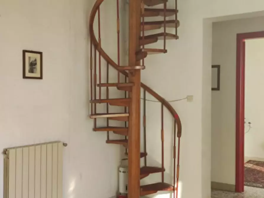 Immagine 40 di Casa indipendente in vendita  in Piazza Franchina a Montecorvino Pugliano