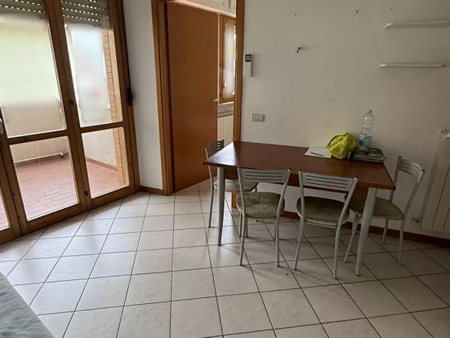 Immagine 3 di Appartamento in vendita  in Via Enrico Fermi a Senigallia