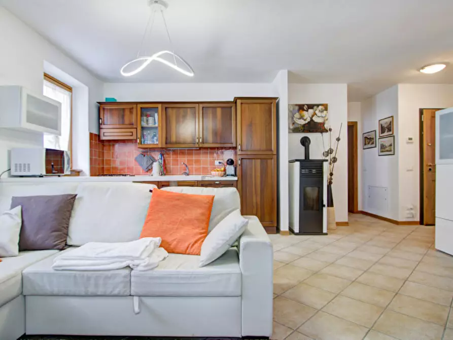 Immagine 3 di Appartamento in vendita  in Via nuova, 44 a Bocenago