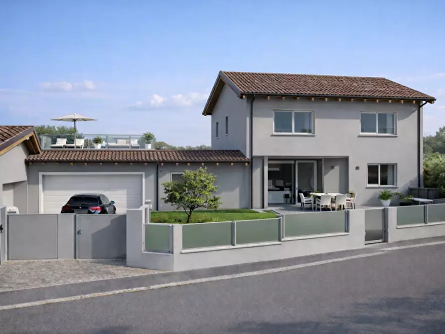 Immagine 1 di Appartamento in vendita  in Via Napoleonica a Montichiari