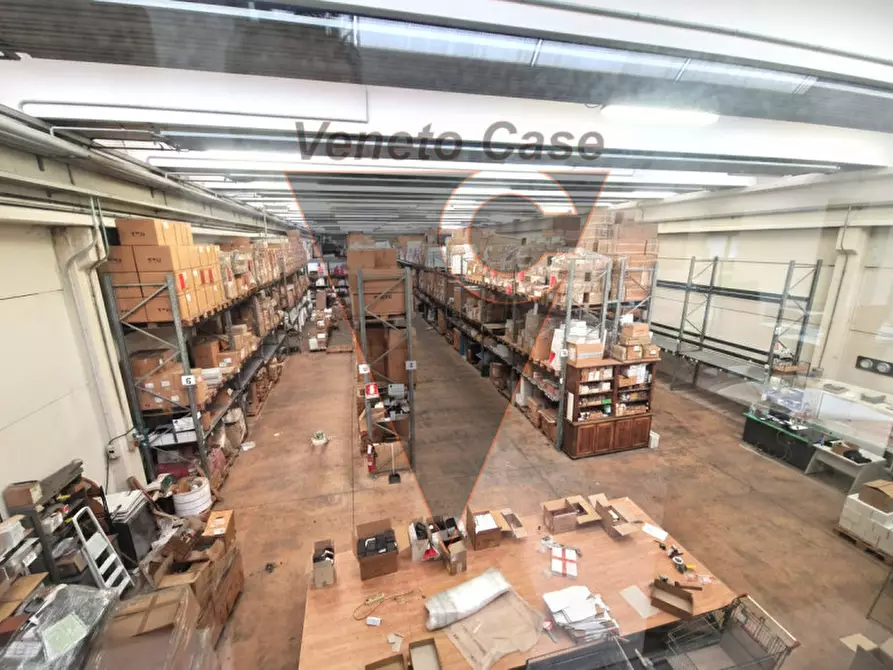 Immagine 10 di Capannone industriale in vendita  in Via Messico a Padova