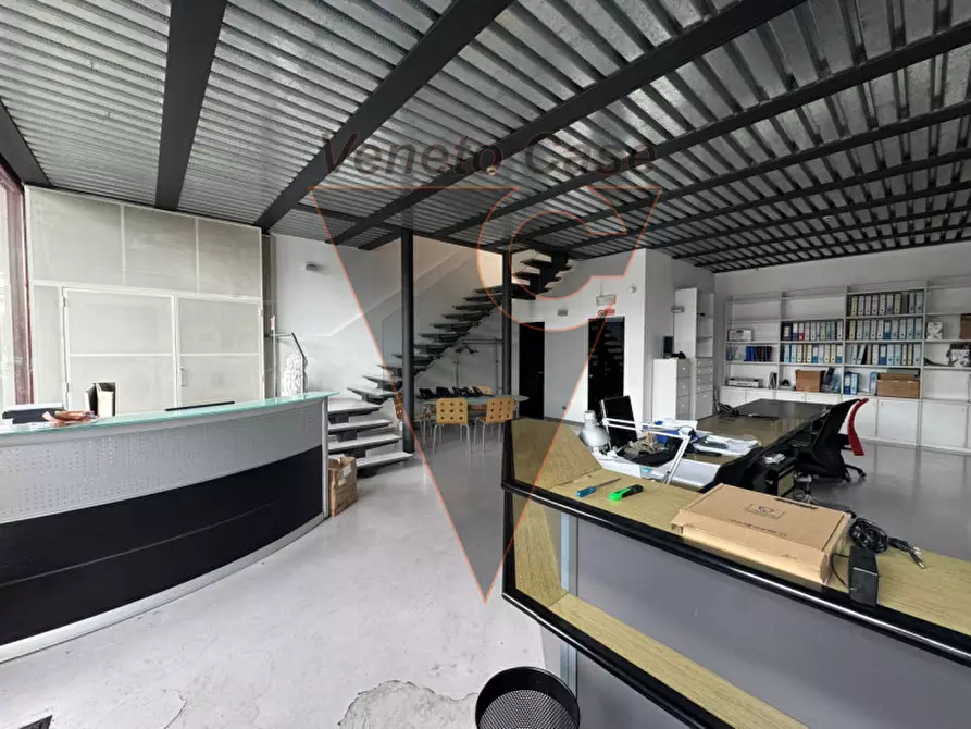 Immagine 15 di Capannone industriale in vendita  in Via Messico a Padova