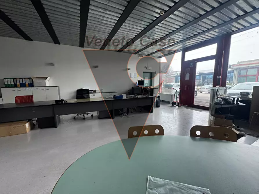 Immagine 16 di Capannone industriale in vendita  in Via Messico a Padova
