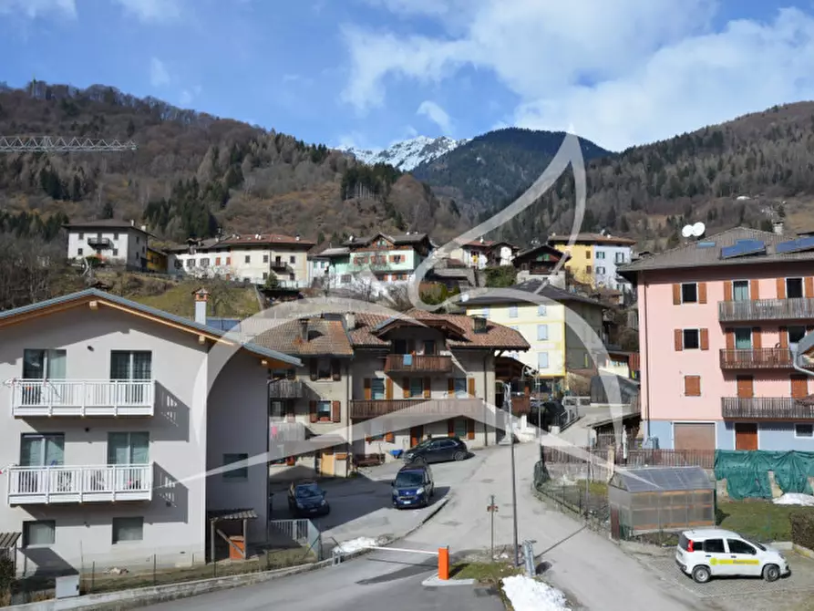 Immagine 11 di Appartamento in vendita  in Via Nazionale a Sella Giudicarie