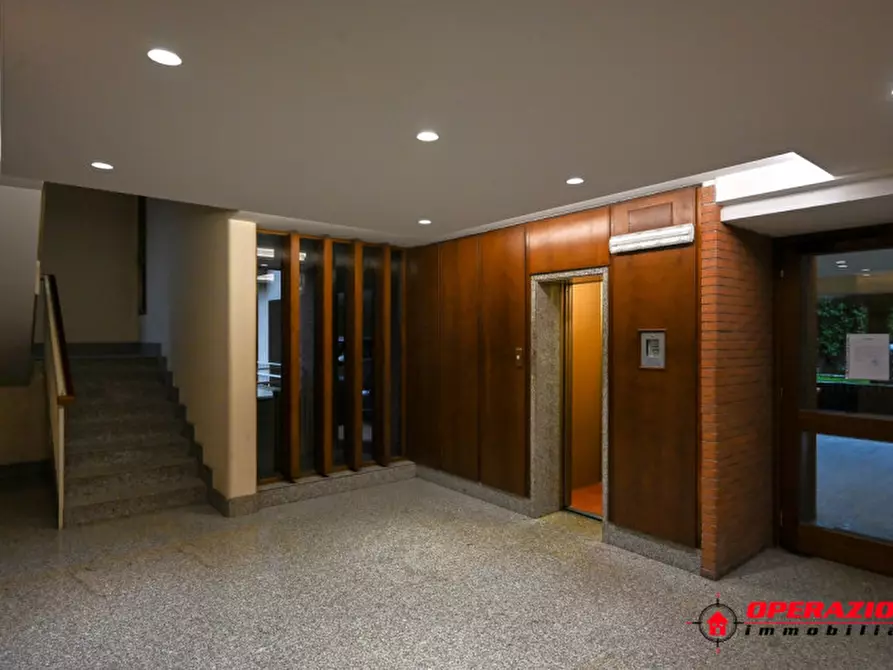 Immagine 3 di Appartamento in vendita  in Via Giuseppe Taverna a Roma