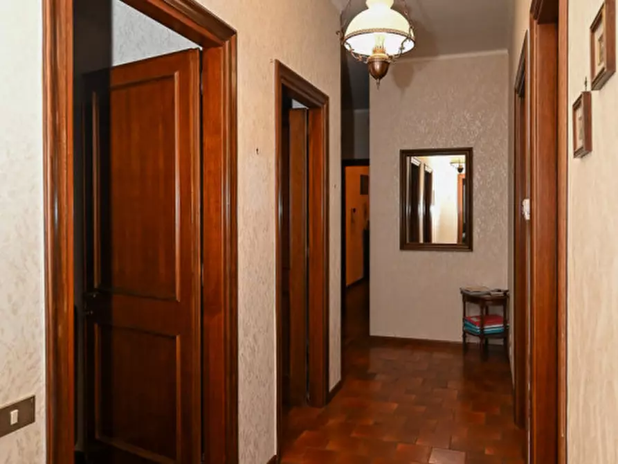 Immagine 27 di Appartamento in vendita  in Via Giuseppe Taverna a Roma