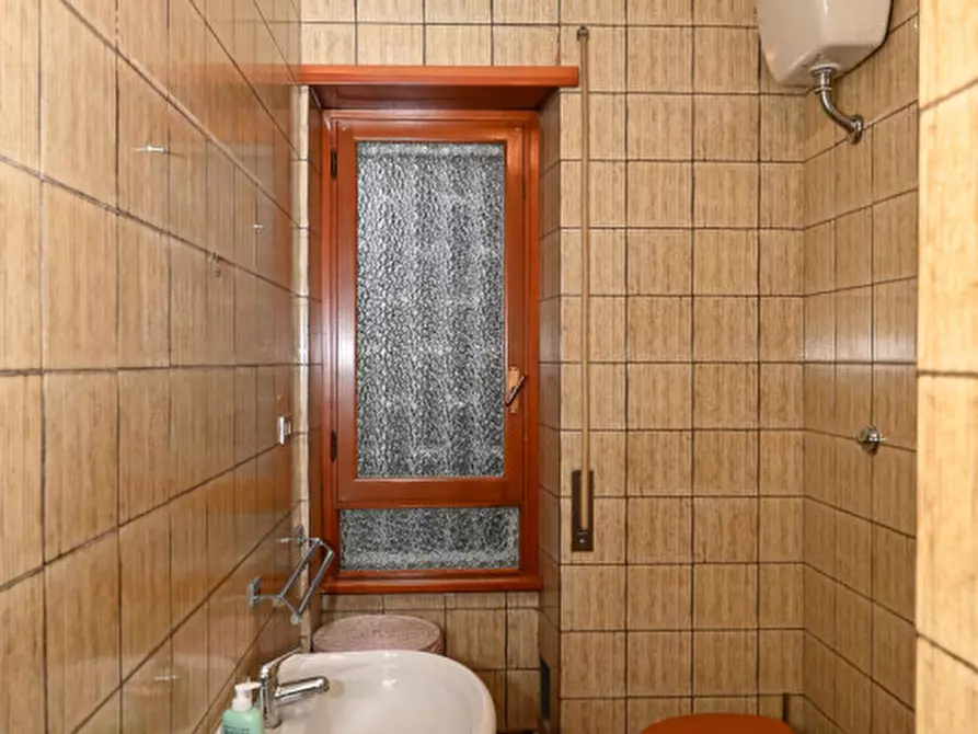 Immagine 31 di Appartamento in vendita  in Via Giuseppe Taverna a Roma