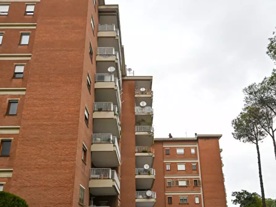 Immagine 43 di Appartamento in vendita  in Via Giuseppe Taverna a Roma