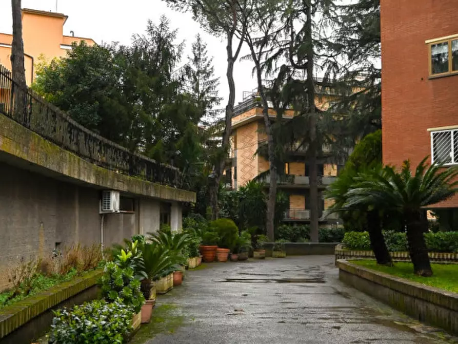 Immagine 44 di Appartamento in vendita  in Via Giuseppe Taverna a Roma