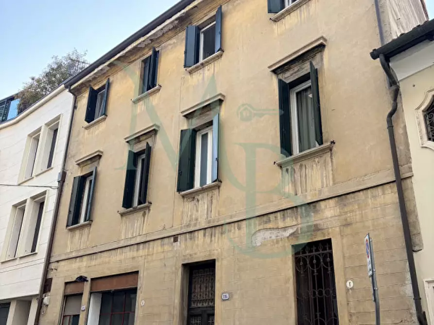 Immagine 3 di Palazzo in vendita  in Via San Pietro a Padova